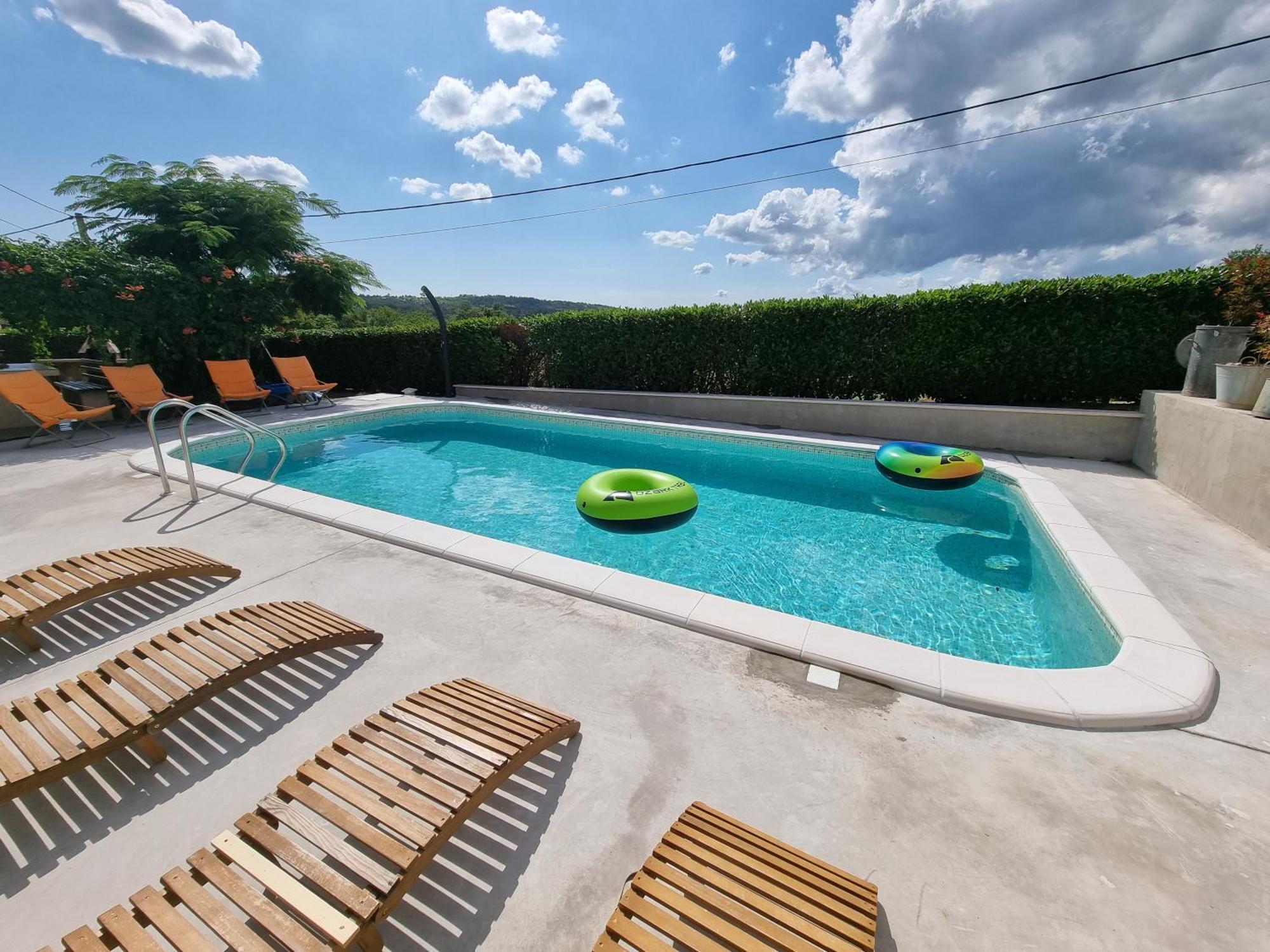 Roč Casa Luanaヴィラ エクステリア 写真